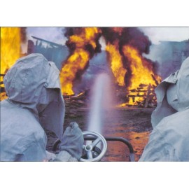 Postkarte: Brandbekämpfung mit Grossstrahlrohr