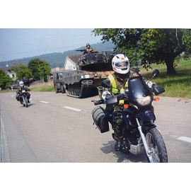Carte postale : Soldates de circulation à moto BMW G650 GS