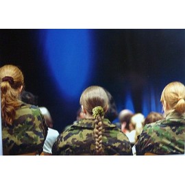 Carte postale : Les femmes dans l'armée suisse