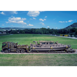 Carte postale : Véhicule de transport pour canot-patrouilleur 16