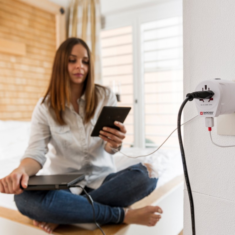 Skross - Weltreise-Adapter PRO World + USB AC