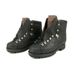 Chaussures de marche militaires